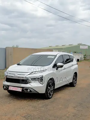 New Mitsubishi Xpander Premium 2024 White