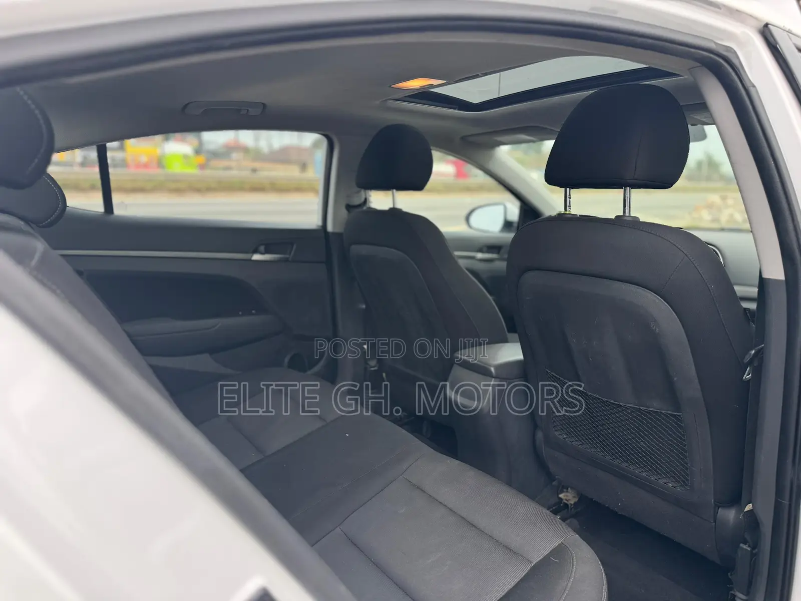 Hyundai Elantra 2017 White