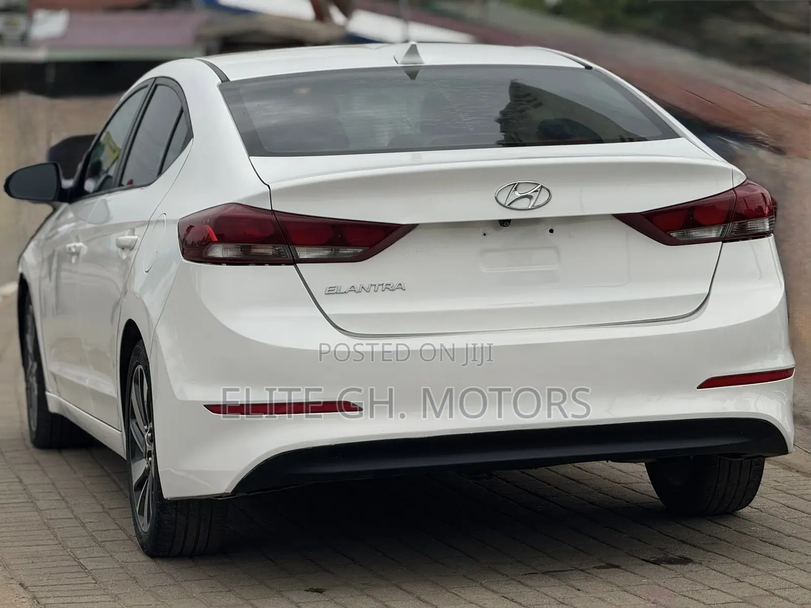 Hyundai Elantra 2017 White