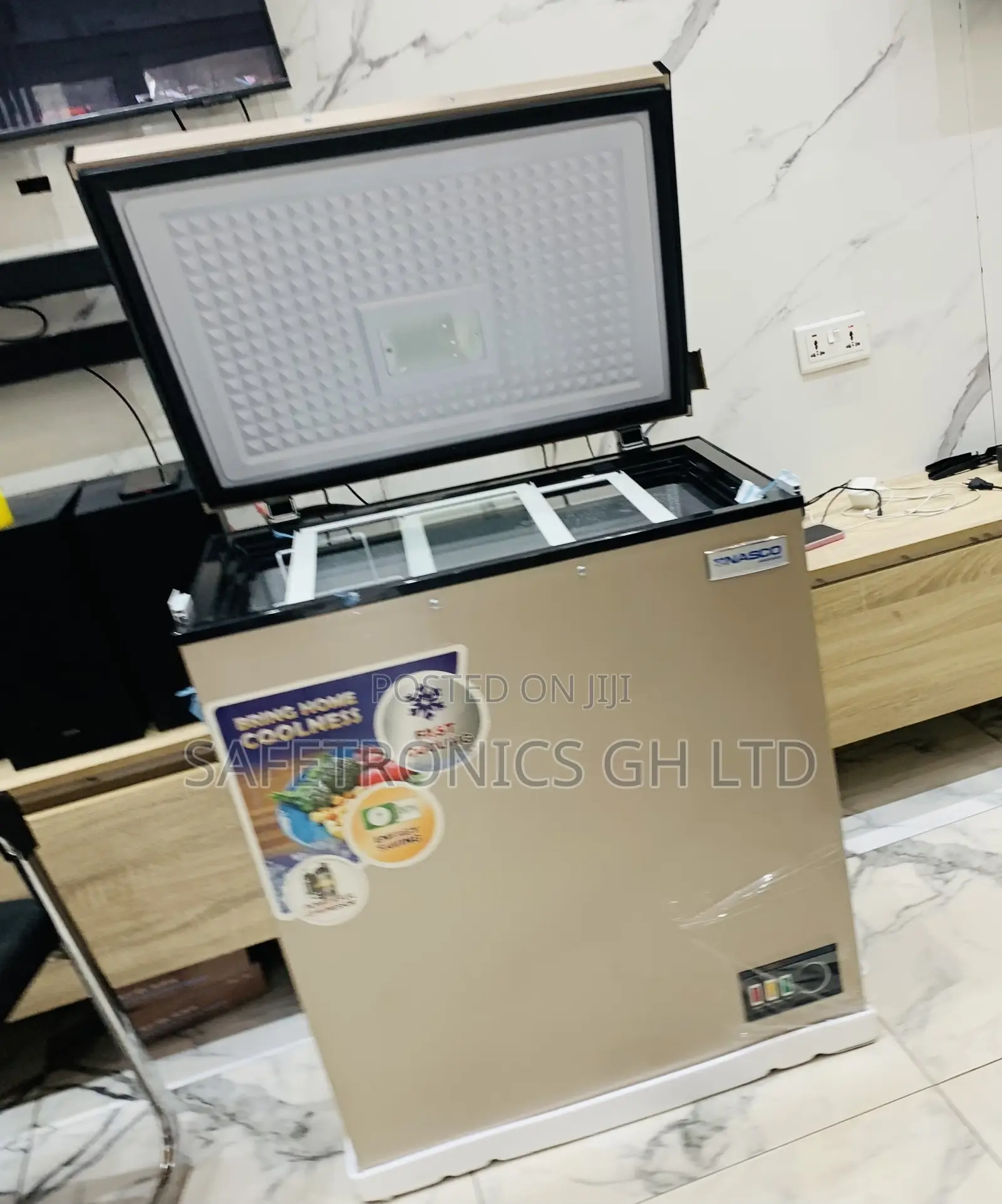 High Efficiency Nasco 150l Chest Freezer (Model: Nas-200fl-G)