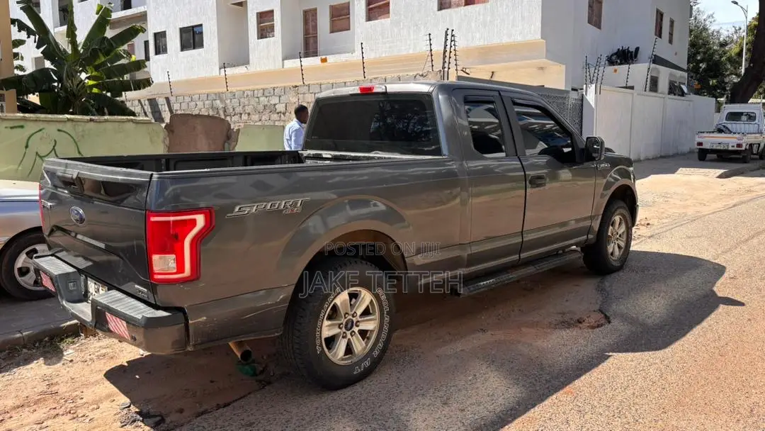 Ford F-150 2016 Black