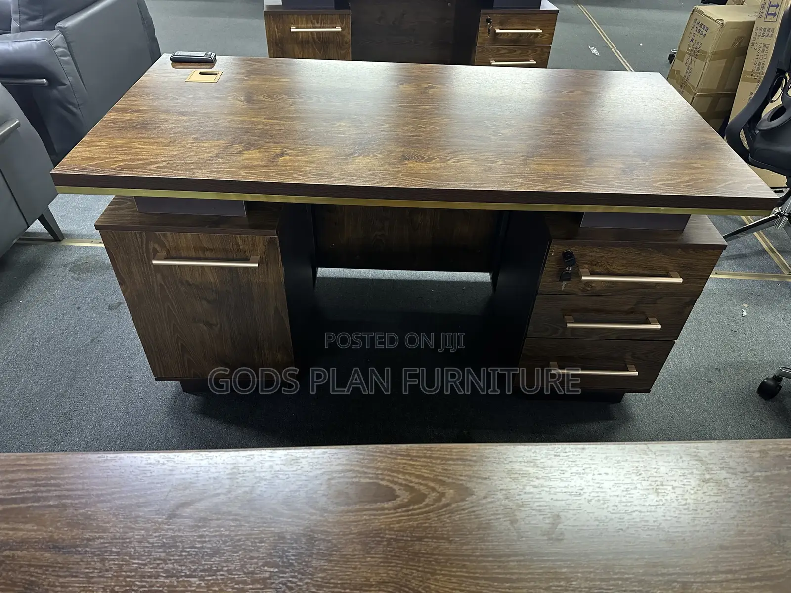 Office Table 1.4 (20-14g)