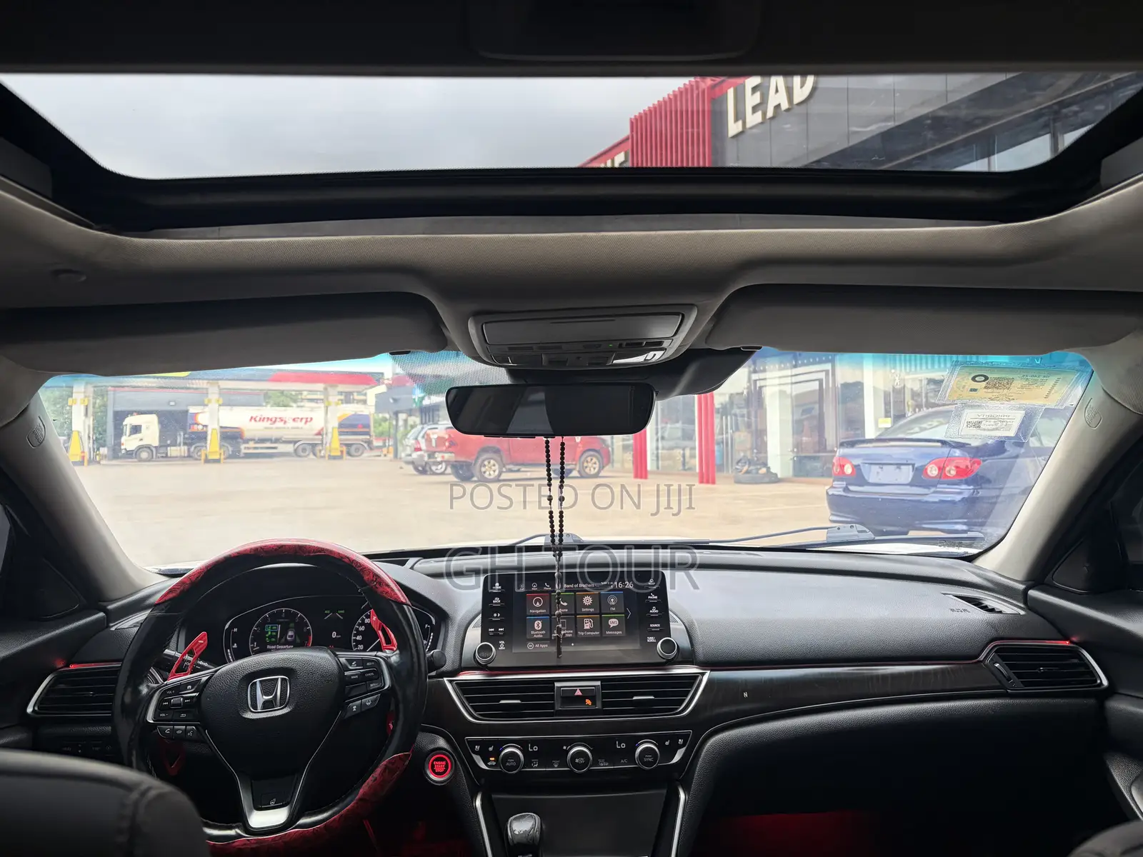 Honda Accord Touring 2018 White