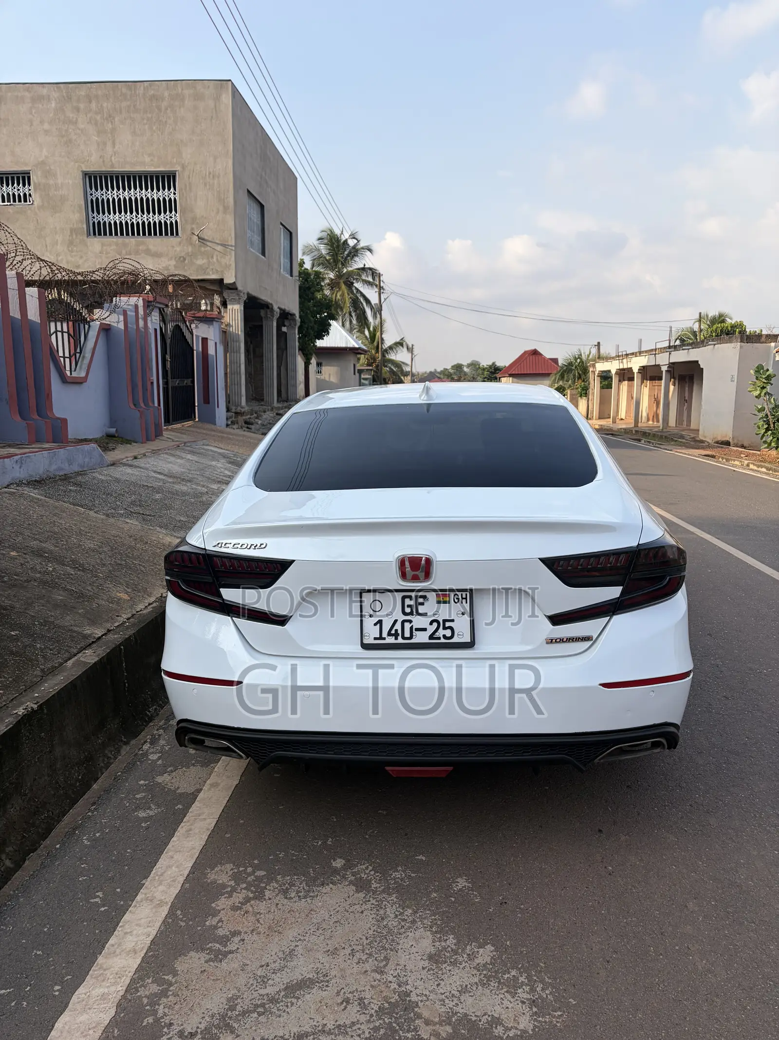 Honda Accord Touring 2018 White