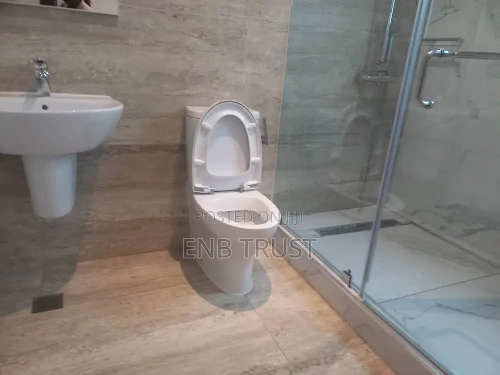 4bdrm Duplex in East Legon, Police Station for rent