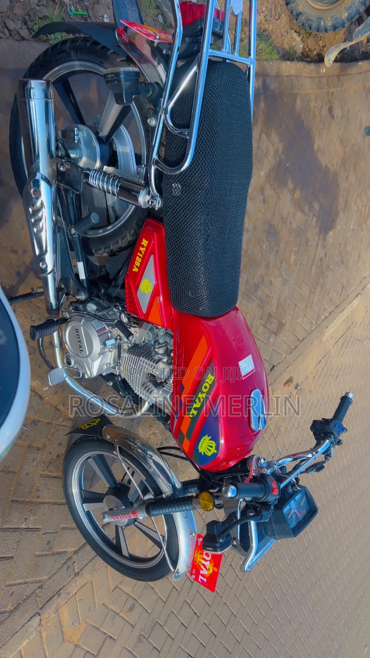 New Royal RY125 2026 Red
