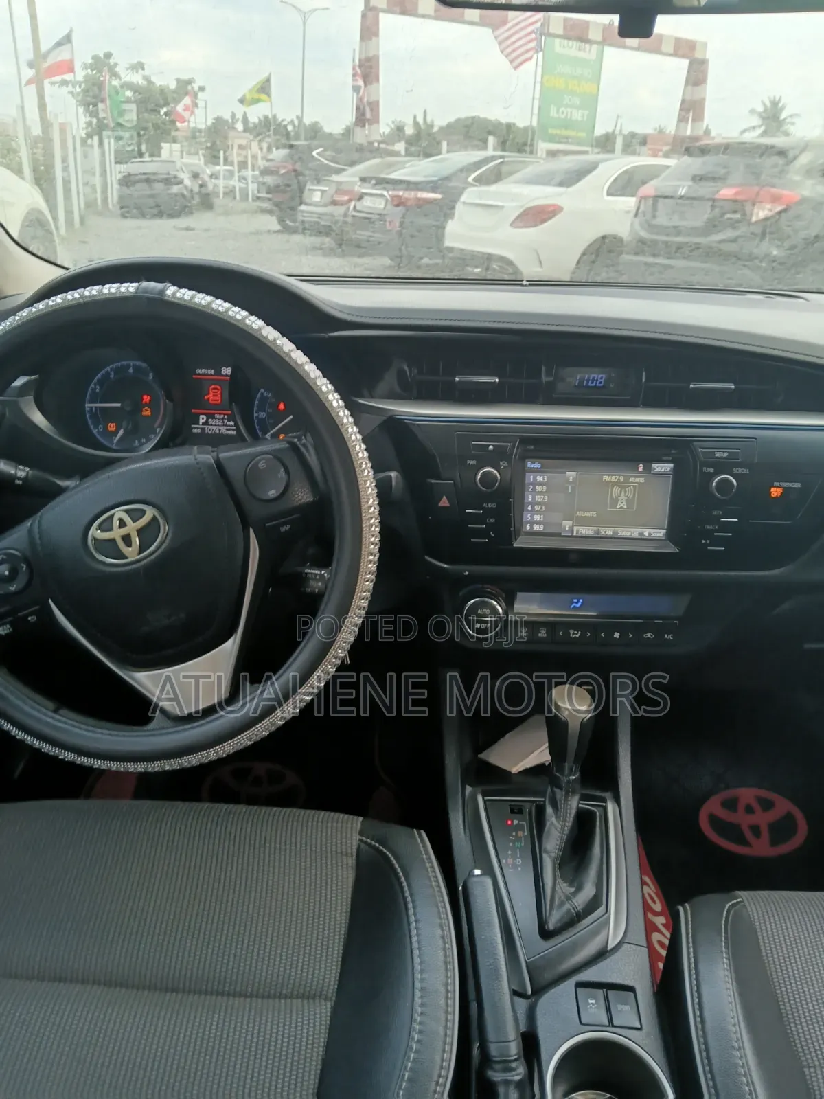 Toyota Corolla 2015 Red