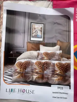 Super King Size Love 2 Different Bedsheets 5 Pillowcases