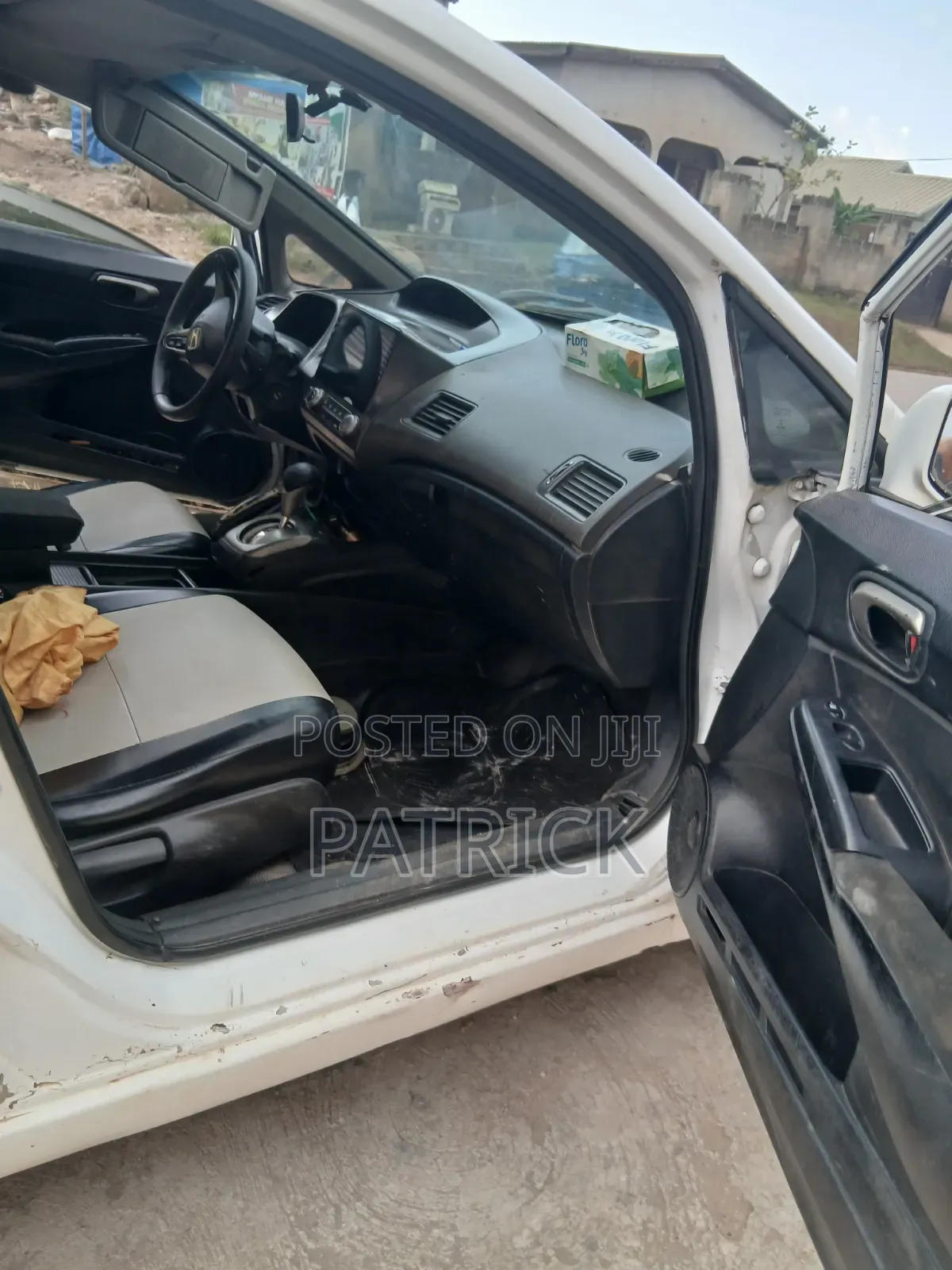 Honda Civic 2010 White