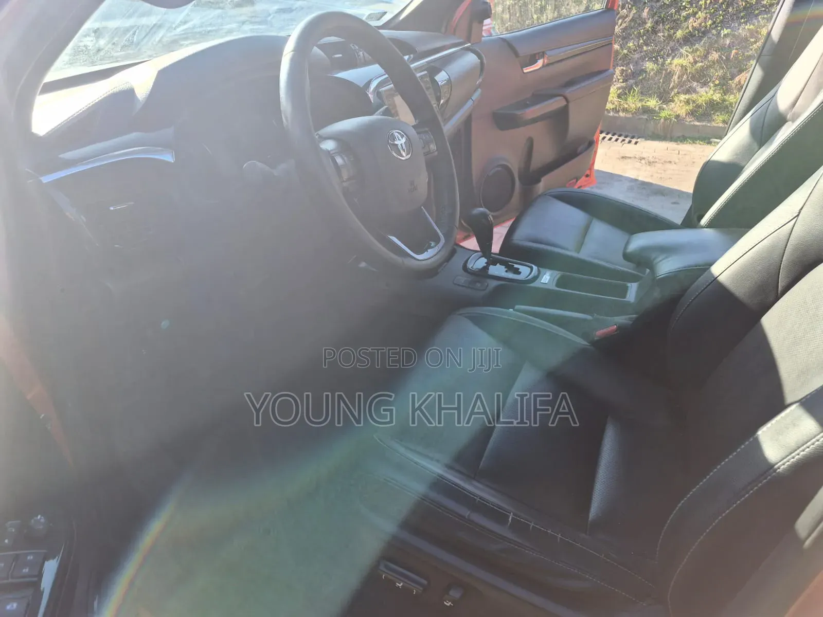 Toyota Hilux 2019 Orange