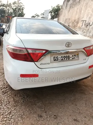 Toyota Camry 2016 Silver