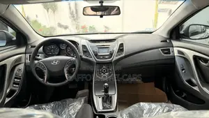 Hyundai Elantra Limited PZEV 4dr Sedan (1.8L 4cyl 6A) 2015 Gray