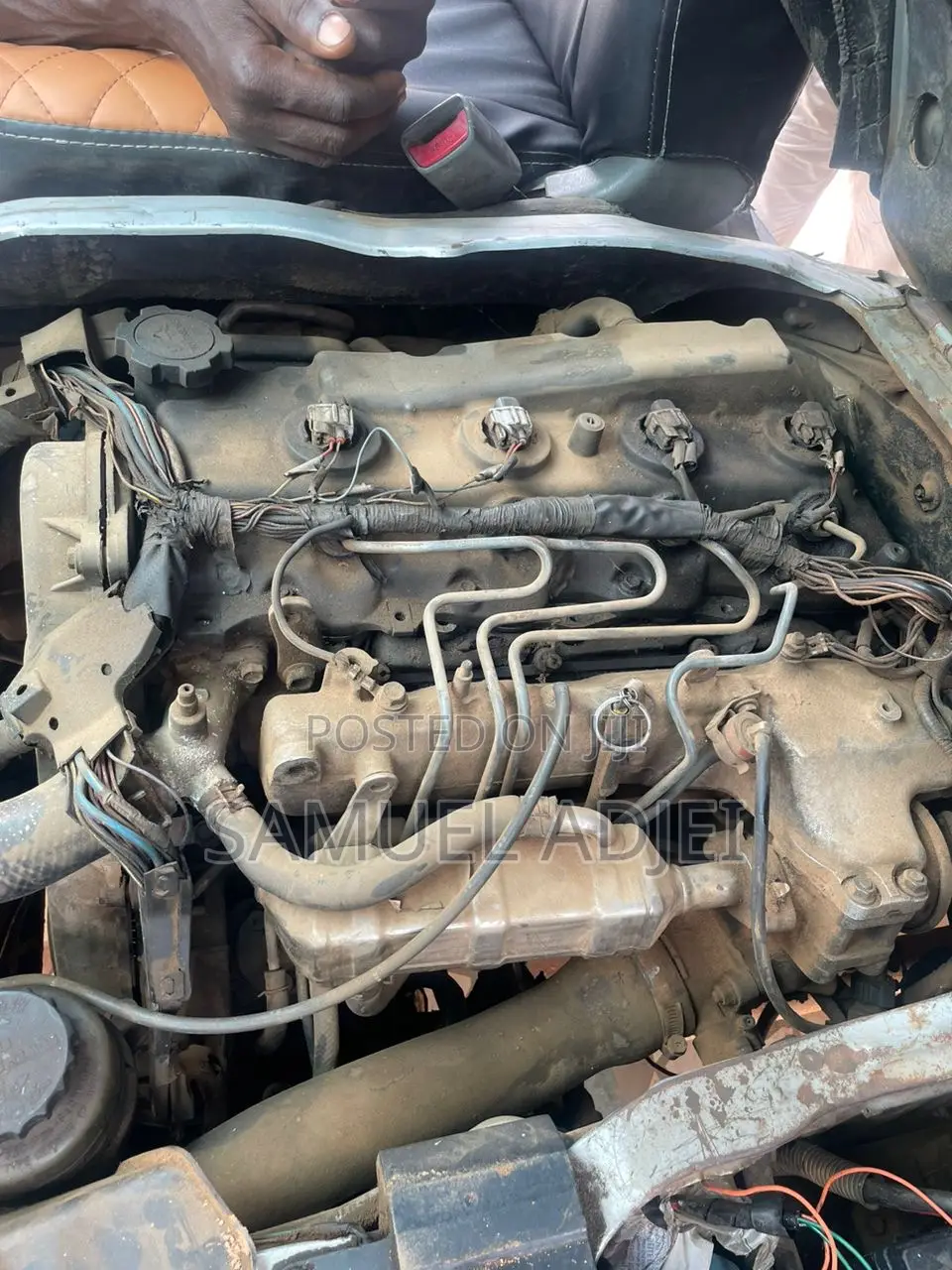 Toyota HiAce 2012 Silver