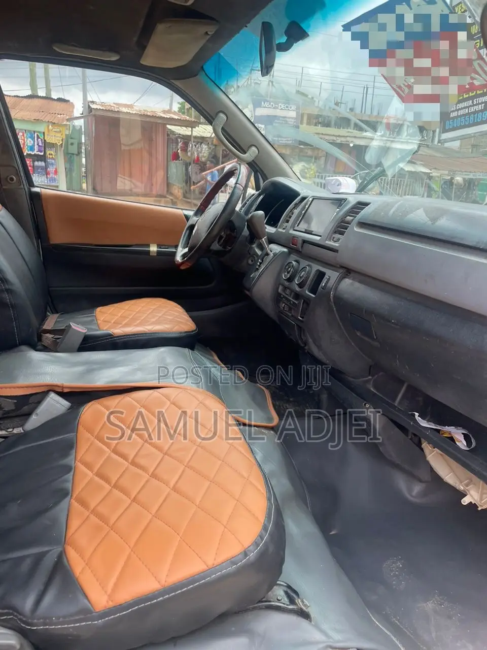 Toyota HiAce 2012 Silver