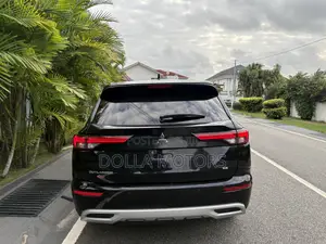 Mitsubishi Outlander 2024 Black