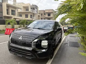 Mitsubishi Outlander 2024 Black