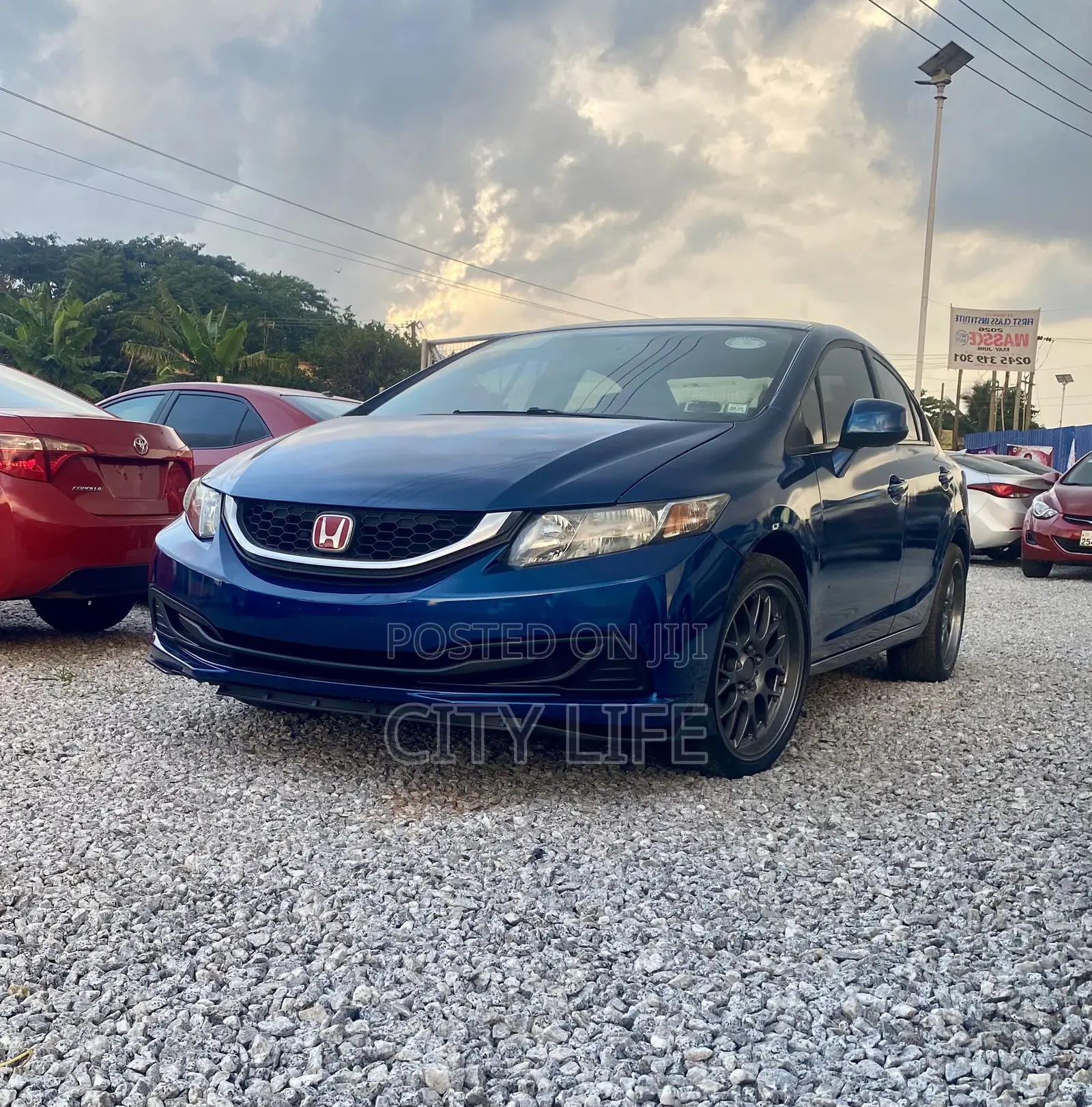 Honda Civic EX 4dr Sedan (1.8L 4cyl CVT) 2014 Blue