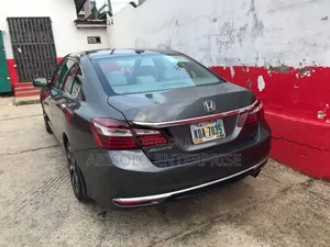 Honda Accord Sport 4dr Sedan FWD (2.4L 4cyl 2A) 2016 Gray
