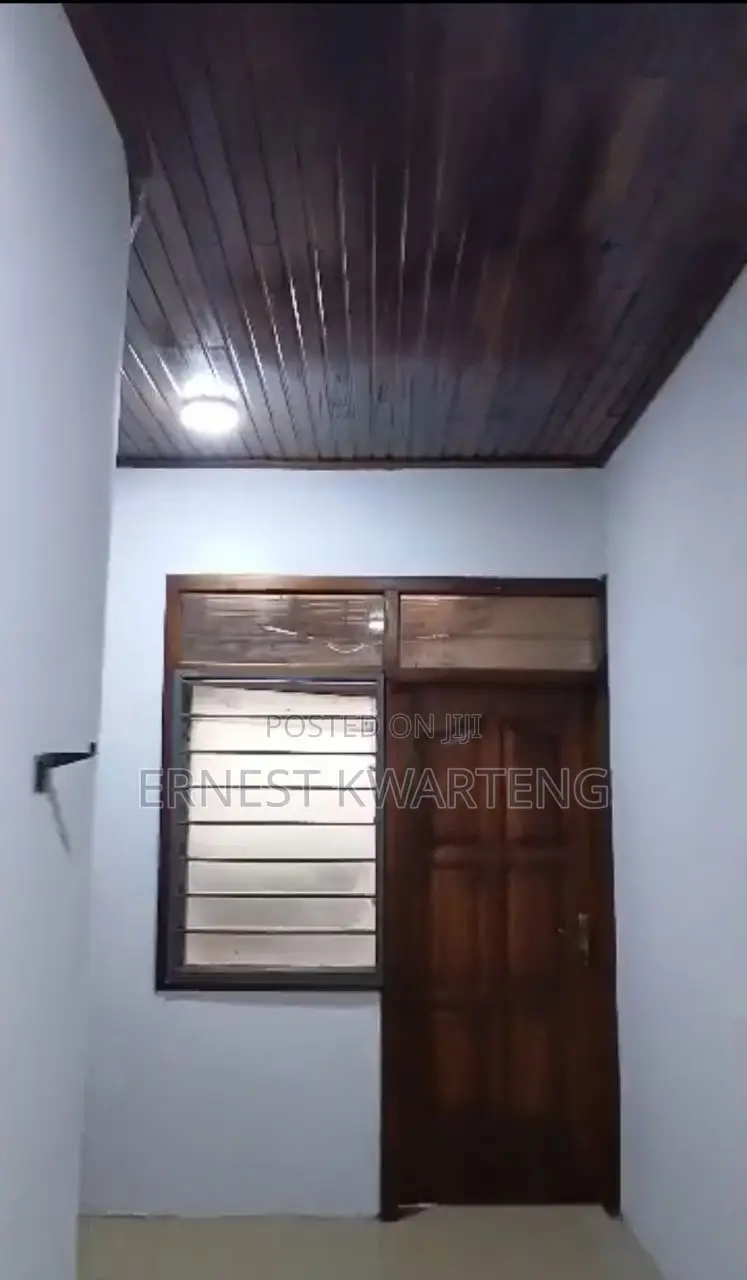 2bdrm Apartment in Prestige, Lapaz for rent