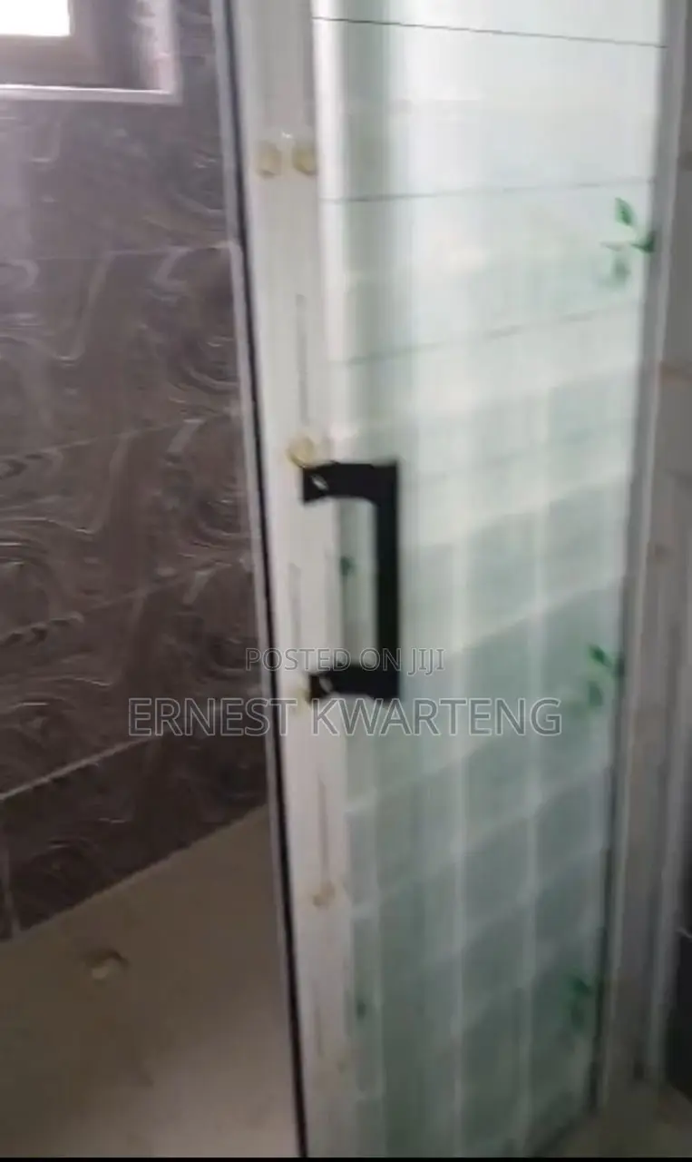 2bdrm Apartment in Prestige, Lapaz for rent