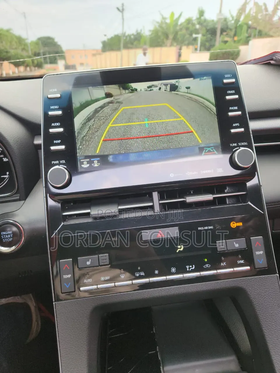 Toyota Avalon XLE 2020 Black