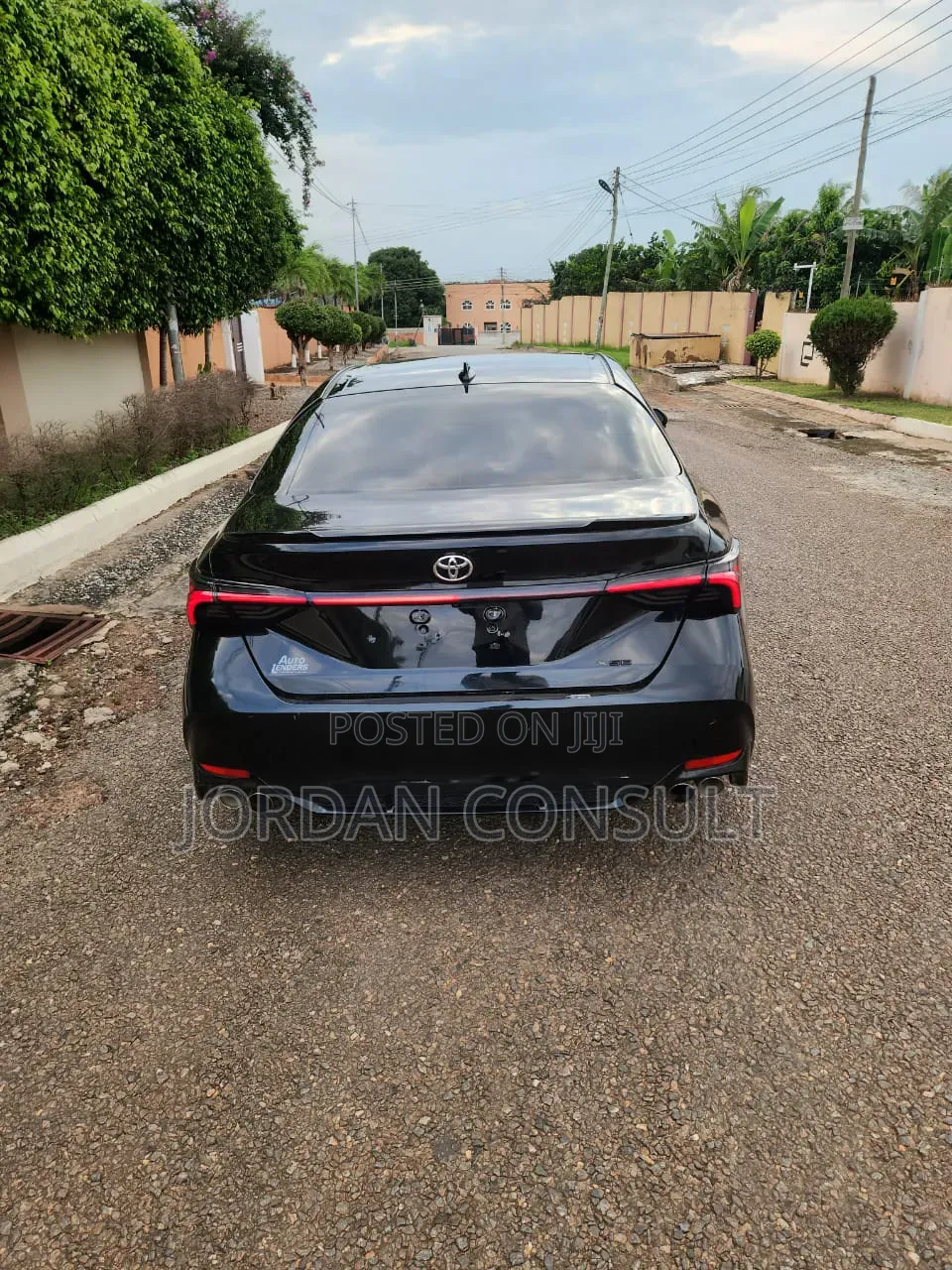 Toyota Avalon XLE 2020 Black