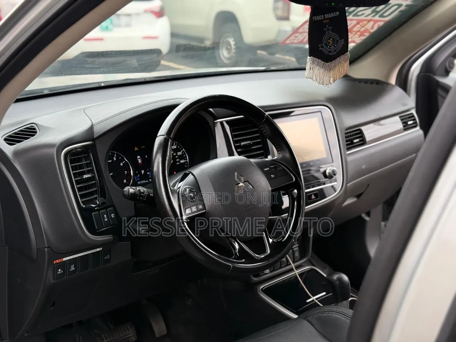 Mitsubishi Outlander SEL FWD 2020 Silver