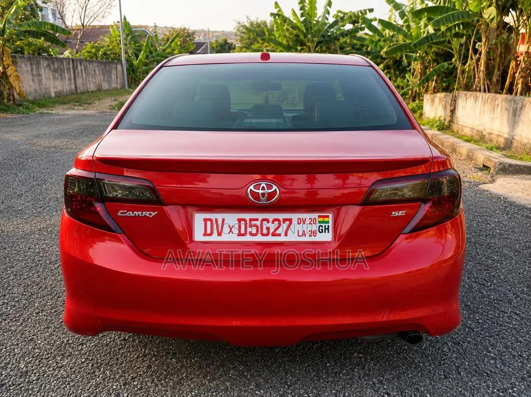 Toyota Camry 2014 Red