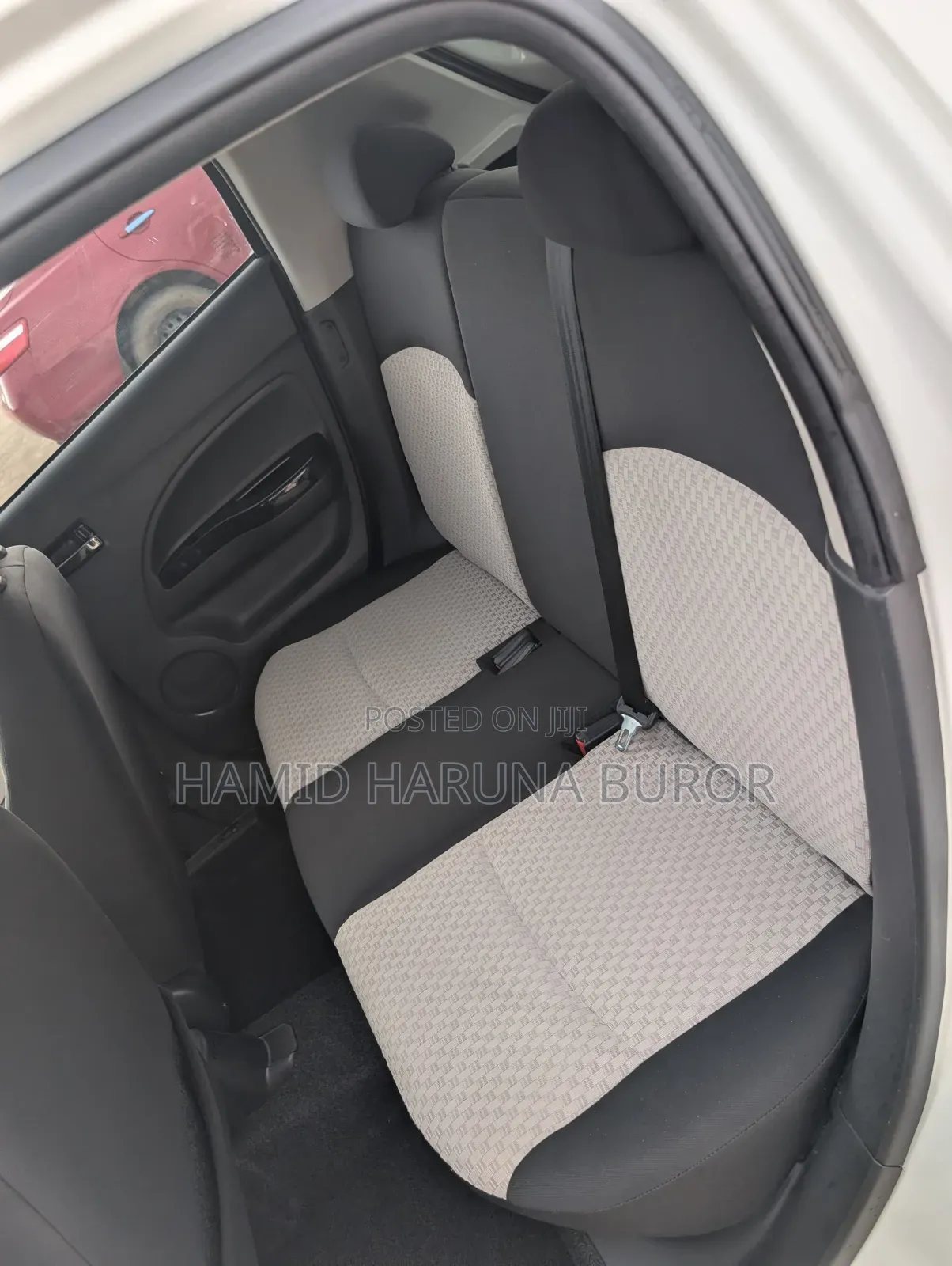 Mitsubishi Mirage ES 2017 Pearl