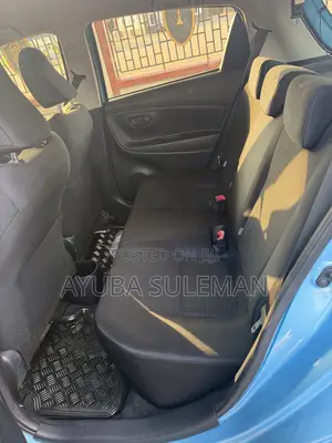 Toyota Yaris 2015 Blue