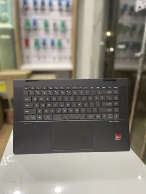 New Laptop HP Envy 15 8GB AMD Ryzen 5 SSD 256GB