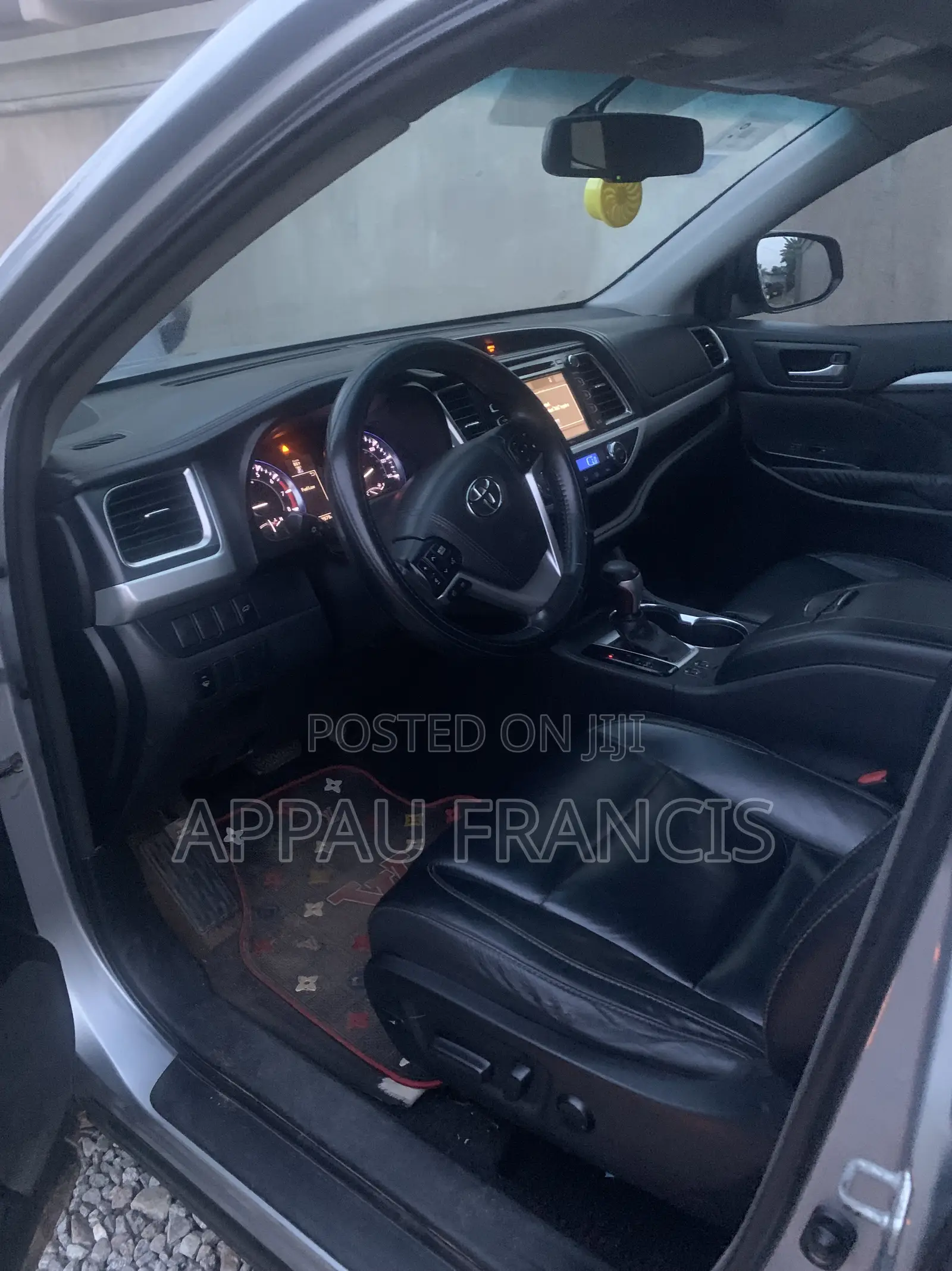 Toyota Highlander XLE V6 4x4 (3.5L 6cyl 6A) 2016 Silver