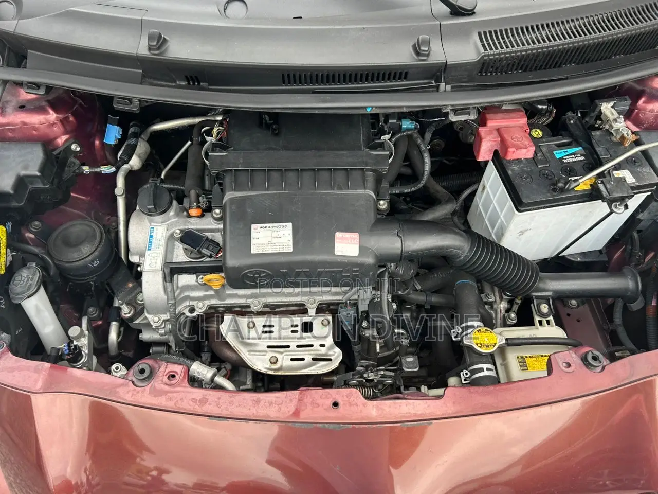Toyota Vitz 2010 Brown