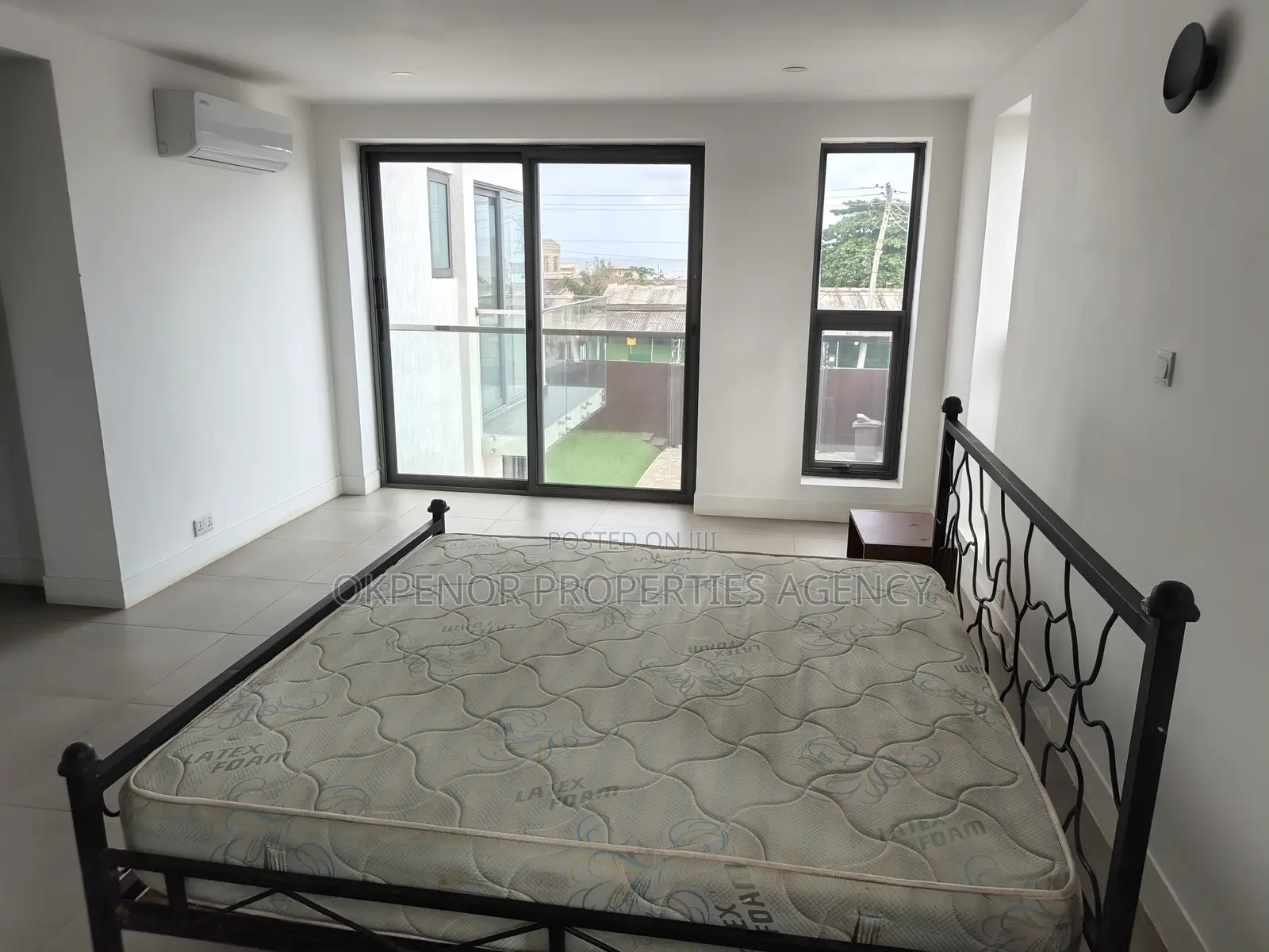 Furnished 3bdrm Duplex in South La, Accra Metropolitan for sale
