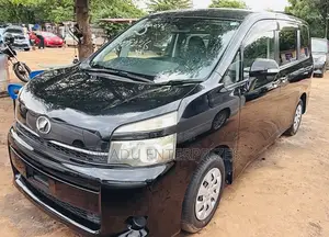 Toyota Voxy 2011 Black