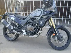 Yamaha 2023 Black