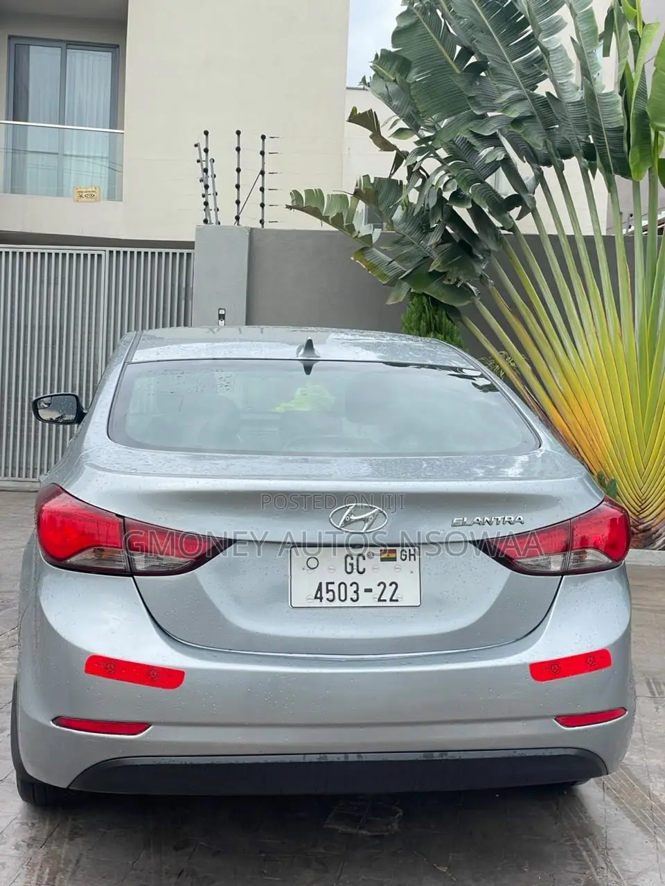 Hyundai Elantra Limited Sedan FWD (1.8L 4cyl 6A) 2016 Gray