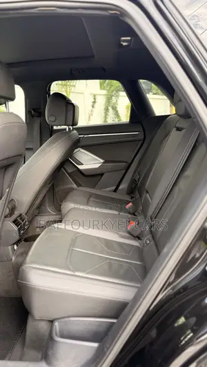 Audi Q3 2021 Black