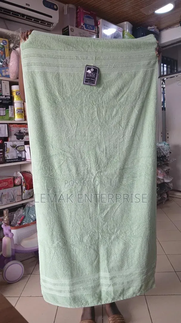 Ultra Luxury Bath Towel 30"×58"