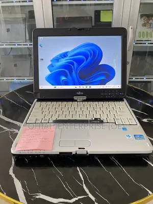 Laptop Fujitsu Lifebook T731 8GB Intel Core i5 HDD 500GB