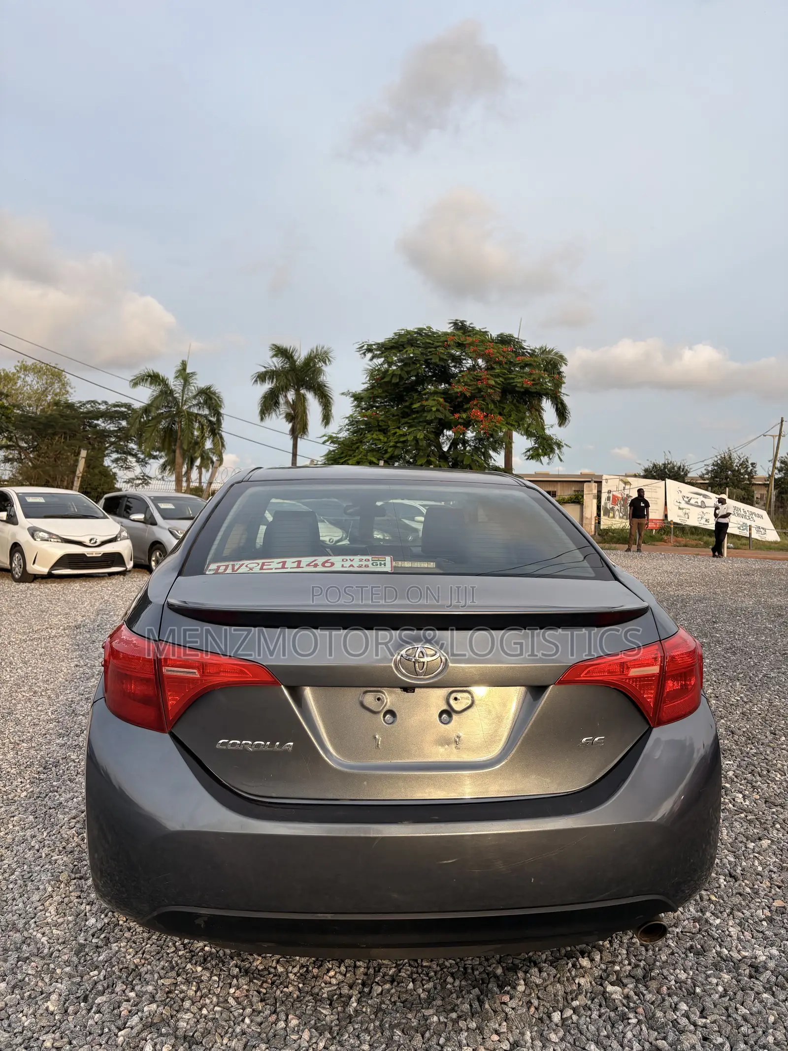 Toyota Corolla SE (1.8L 4cyl 2A) 2019 Gray