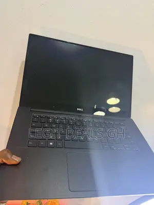 Laptop Dell Precision 15 5520 8GB Intel Core i7 SSD 256GB