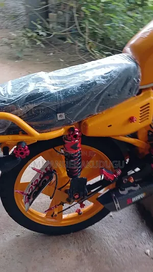 Royal RY125 2022 Yellow