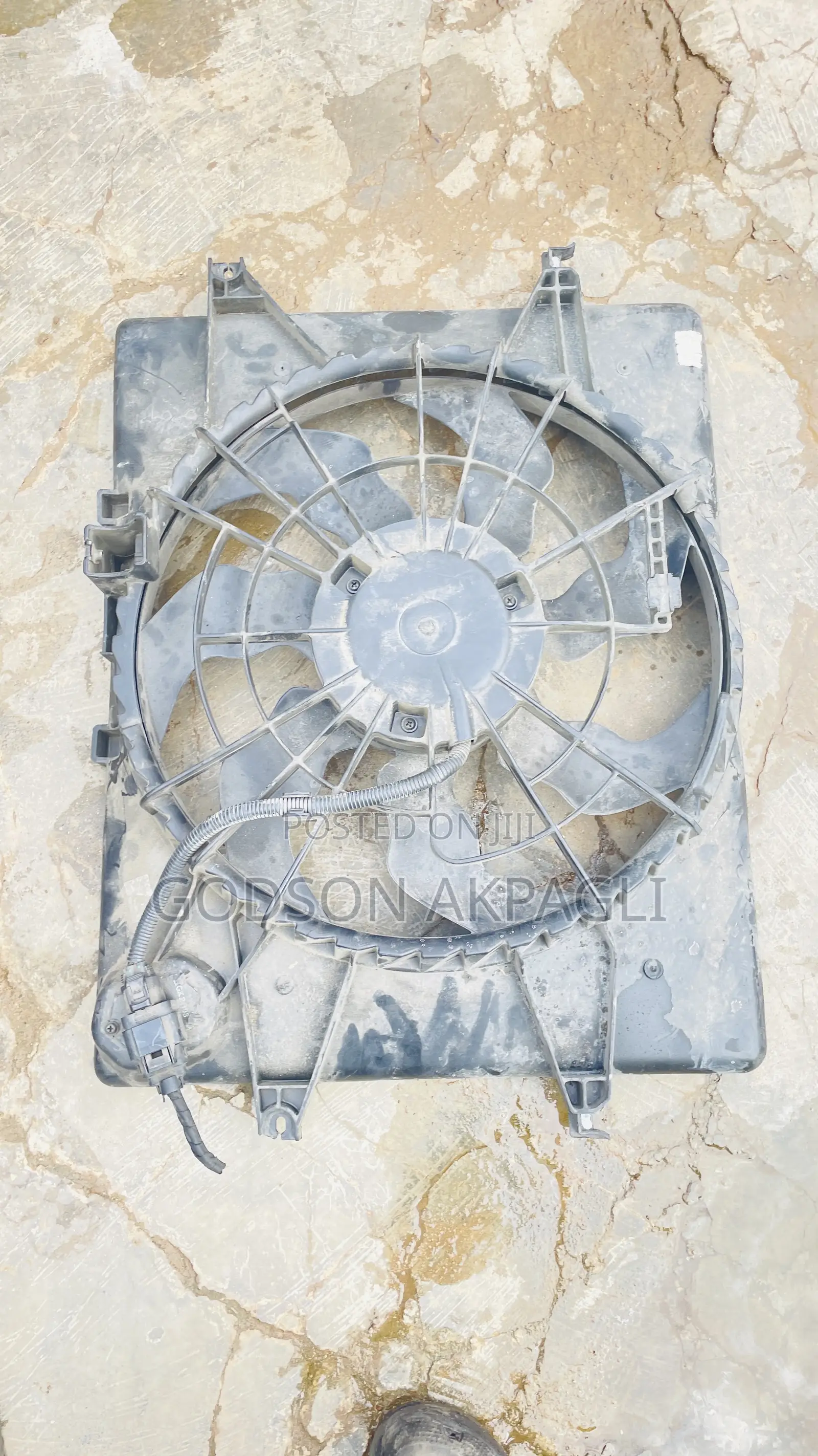 Hyundai Sonata 2012 Fan