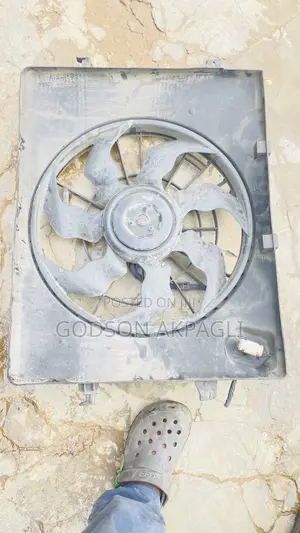 Hyundai Sonata 2012 Fan