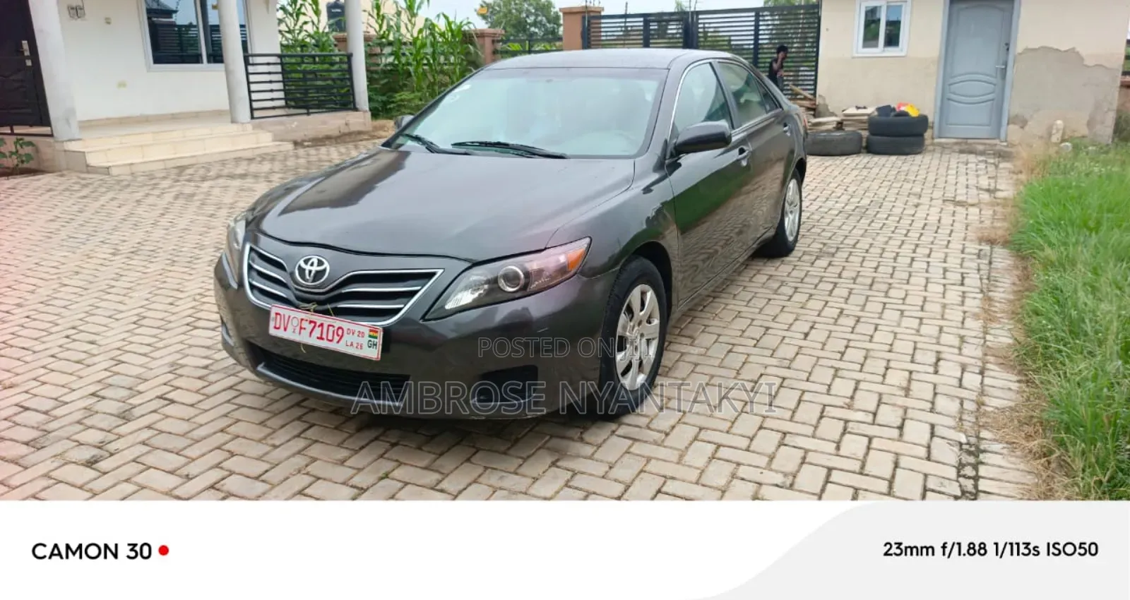 Toyota Camry LE 4dr Sedan (2.5L 4cyl 6AM) 2010 Gray