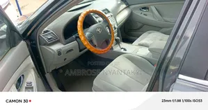 Toyota Camry LE 4dr Sedan (2.5L 4cyl 6AM) 2010 Gray