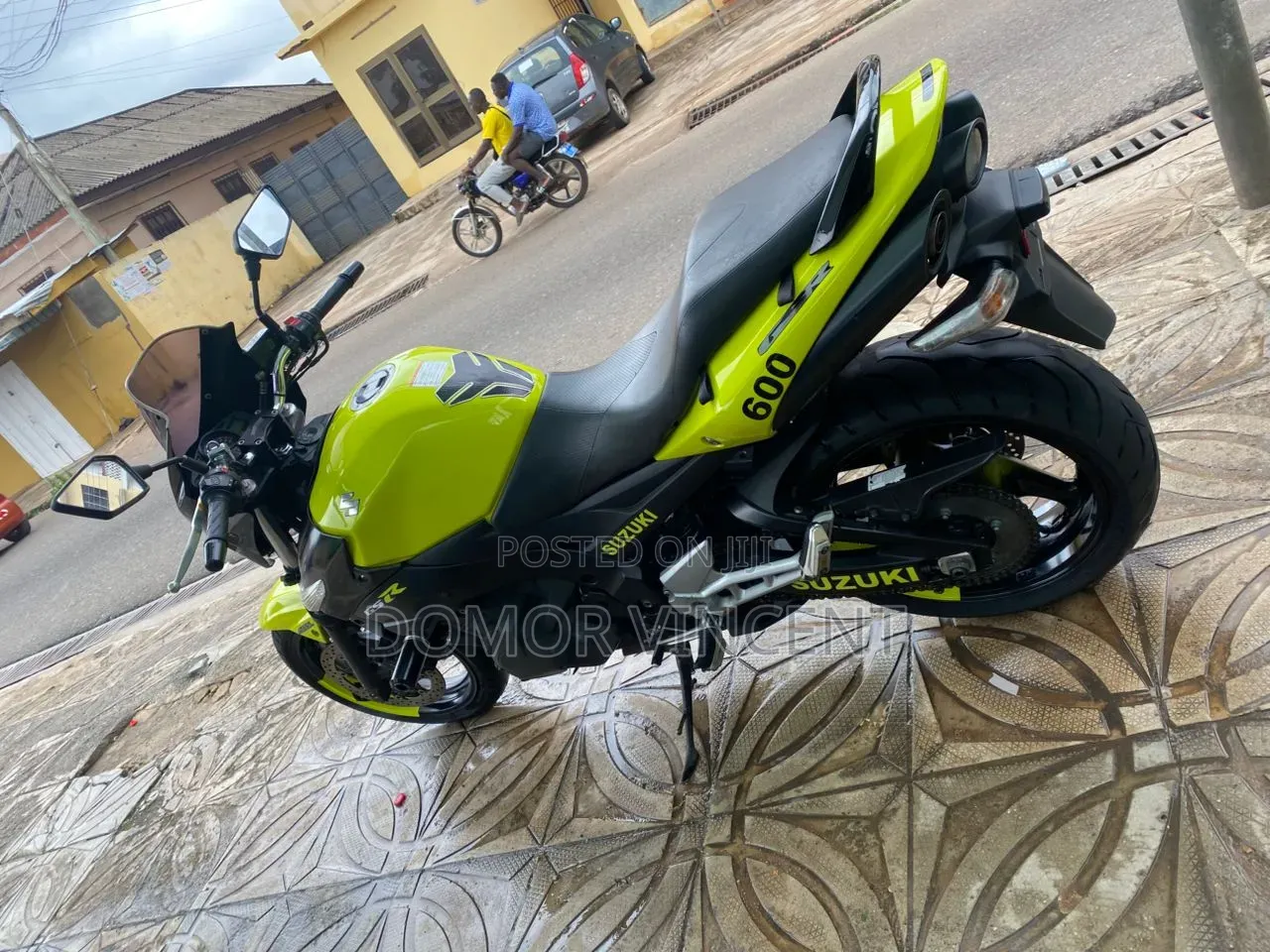 Suzuki GSR 2025 Green