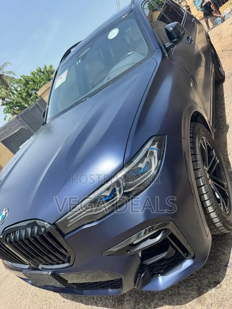 BMW X7 M50i 2020 Blue