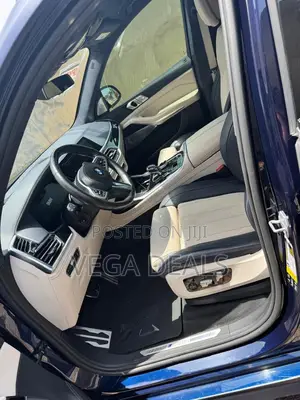 BMW X7 M50i 2020 Blue